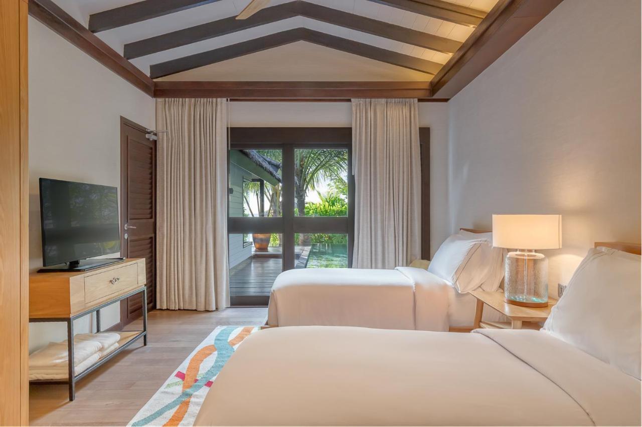 Ozen Life Maadhoo Hotel Maadhoo  Eksteriør billede
