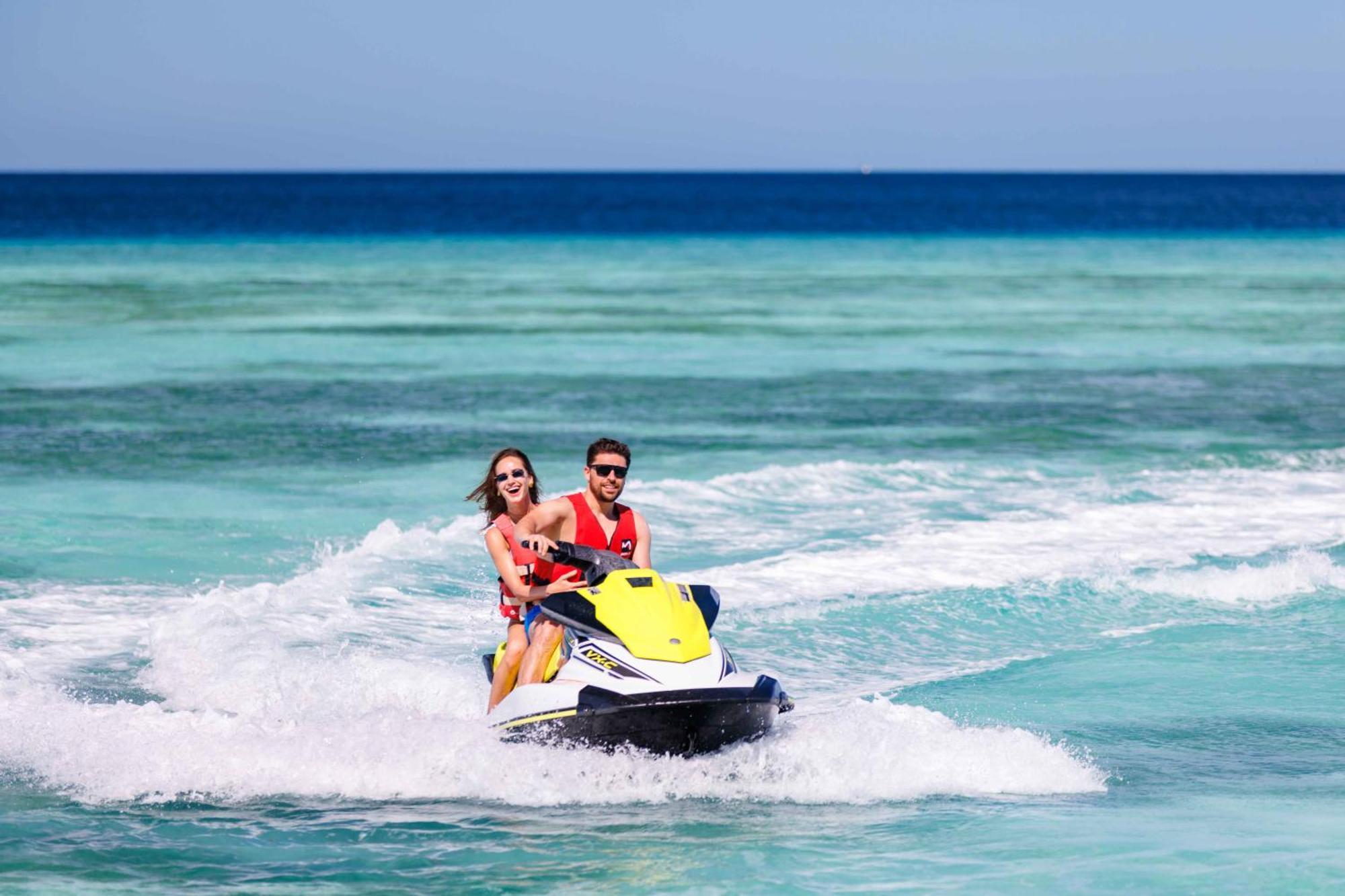 Ozen Life Maadhoo Hotel Maadhoo  Eksteriør billede